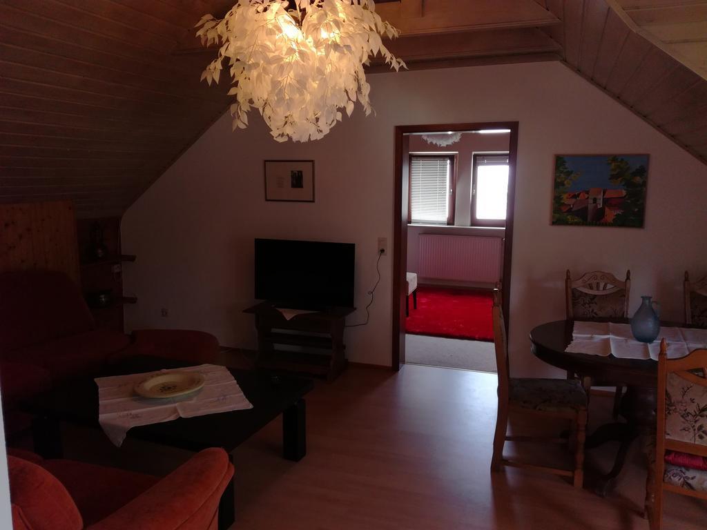 Alte Schreinerei-Auberge Harlekin Randegg المظهر الخارجي الصورة