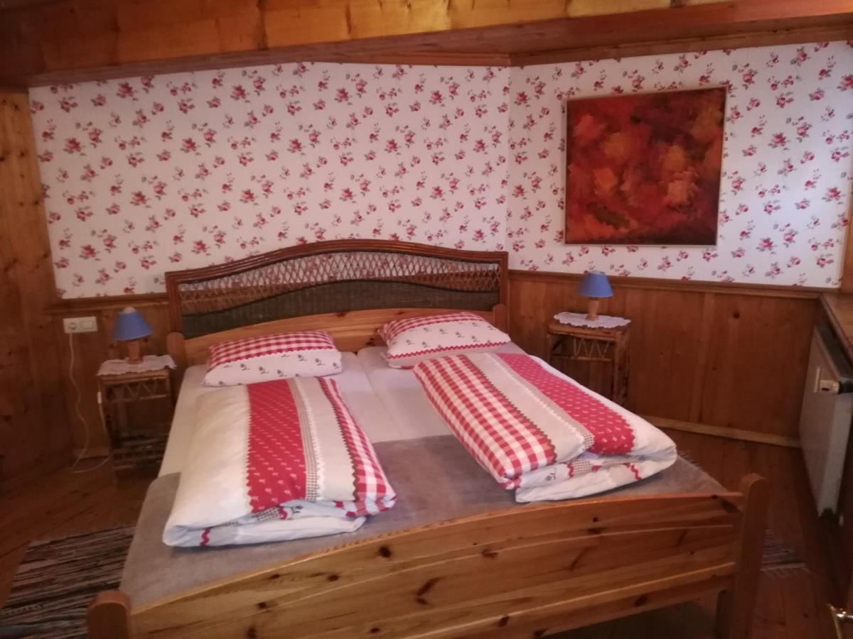 Alte Schreinerei-Auberge Harlekin Randegg المظهر الخارجي الصورة